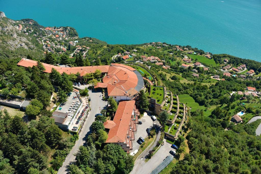 Hotel Le Balze - Aktiv & Wellness Tremosine Экстерьер фото